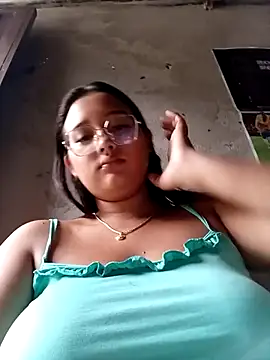 Snapshot of naughty_girl_hot_ chatting on 04-22-26, 12:12 naughty girl hot online show from 04-22-26, 12:12