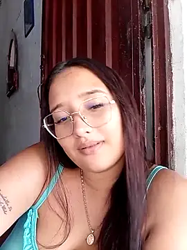Snapshot of naughty_girl_hot_ chatting on 04-17-26, 08:22 naughty girl hot online show from 04-17-26, 08:22