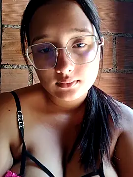 naughty girl hot  online show from 04-04-26, 03:18