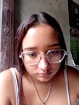 Snapshot of naughty_girl_hot_ chatting on 04-14-26, 02:22 naughty girl hot online show from 04-14-26, 02:22