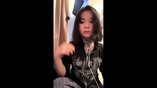 Juliou  online show from 04-03-26, 12:55