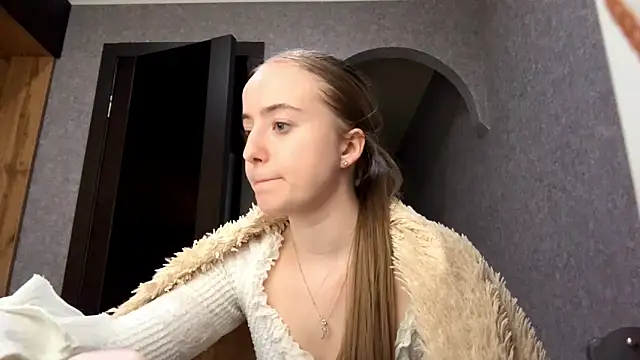 SabinaHaggen online show from 04-30-26, 02:13