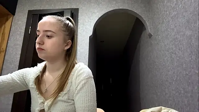 SabinaHaggen online show from 05-01-26, 02:16