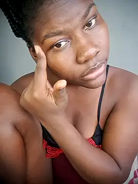 cutierany20 online show from 04-14-26, 09:47