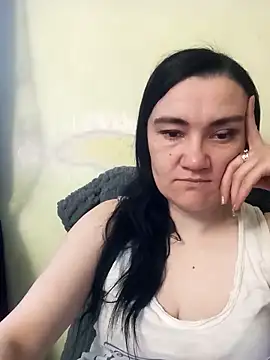 AlissaSecret online show from 04-04-26, 05:47