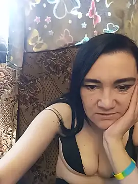 AlissaSecret online show from 05-17-26, 10:48