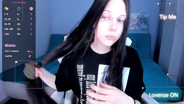 SugarBunny18 online show from 06-19-26, 03:01