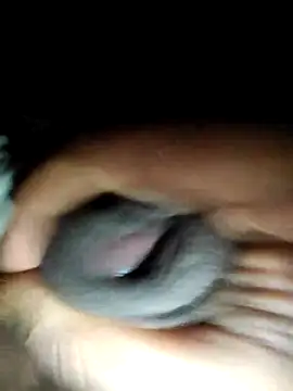 smalldick691333 online show from 04-15-26, 05:39