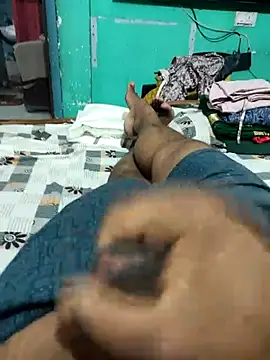 smalldick691333 online show from 04-22-26, 07:59