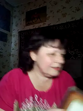 Snapshot of AuroKaria chatting on 04-06-26, 12:28 AuroKaria online show from 04-06-26, 12:28