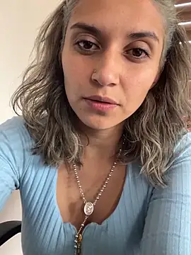 Isabella varella- online show from 05-21-26, 03:09