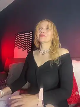 EvangelineLove  online show from 04-23-26, 07:59