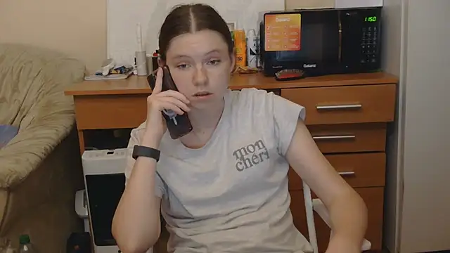 JessicaHolland1 online show from 07-14-26, 05:41