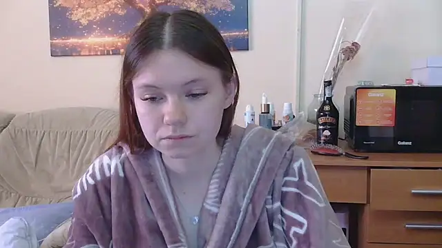 JessicaHolland1 online show from 05-19-26, 05:25