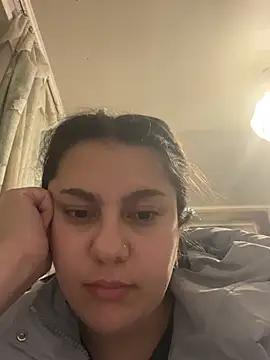 Mary Lia online show from 04-29-26, 06:14