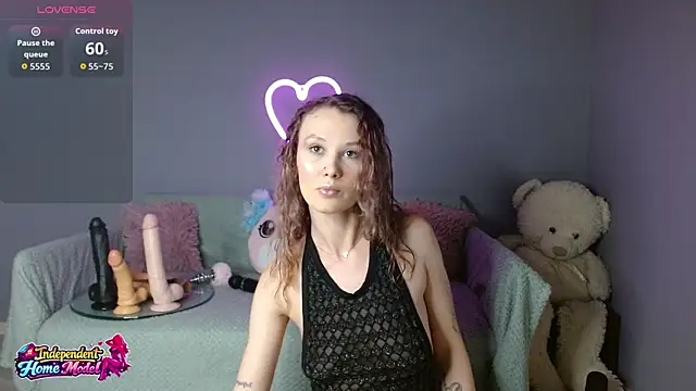 Bea doll online show from 05-24-26, 01:05