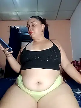 Snapshot of Marialae2735 chatting on 05-06-26, 08:13 Marialae2735 online show from 05-06-26, 08:13