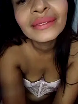 Lia Phone  online show from 05-17-26, 05:51