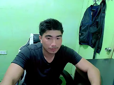 Snapshot of Hunkfireman chatting on 05-26-26, 12:31 Hunkfireman online show from 05-26-26, 12:31