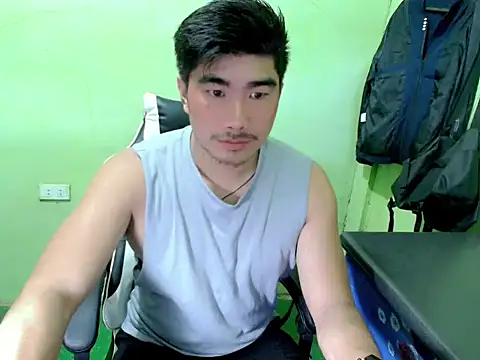 Snapshot of Hunkfireman chatting on 05-16-26, 01:04 Hunkfireman online show from 05-16-26, 01:04