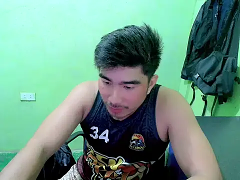 Snapshot of Hunkfireman chatting on 05-11-26, 11:22 Hunkfireman online show from 05-11-26, 11:22