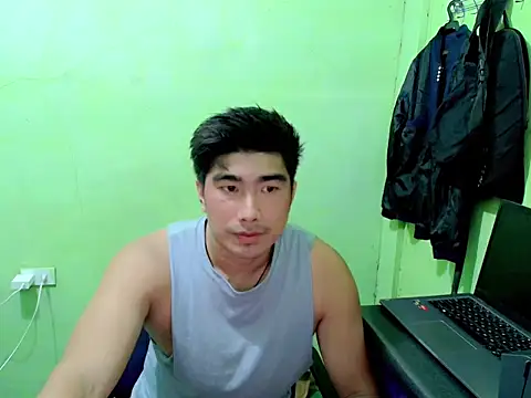 Hunkfireman online show from 04-10-26, 01:12