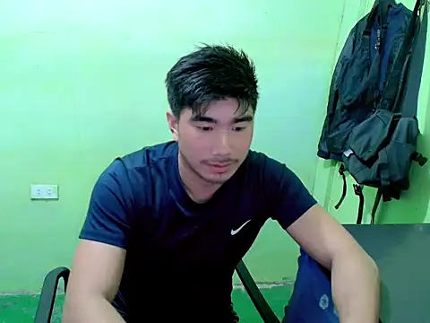 Snapshot of Hunkfireman chatting on 05-10-26, 11:17 Hunkfireman online show from 05-10-26, 11:17