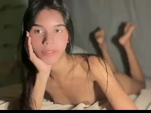 Snapshot of yourgirl_aliya02 chatting on 05-05-26, 05:38 yourgirl aliya02 online show from 05-05-26, 05:38
