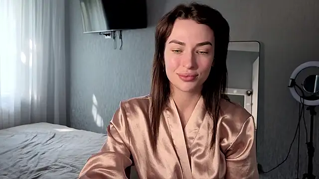 Kira  love1 online show from 05-20-26, 06:43