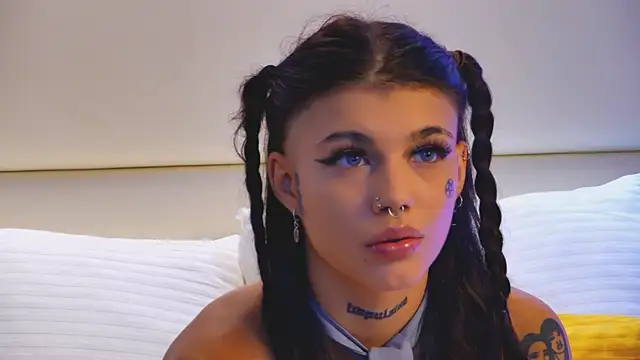 YasminnStorm online show from 05-03-26, 04:39