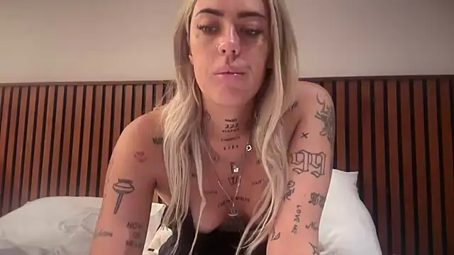 jesswilde xo online show from 06-19-26, 08:42