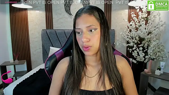 Atiena  online show from 05-02-26, 11:48
