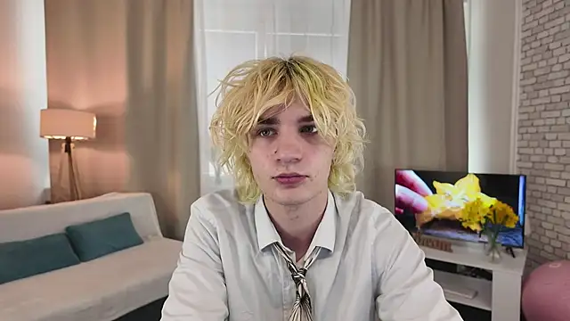JameMilann online show from 05-13-26, 01:07