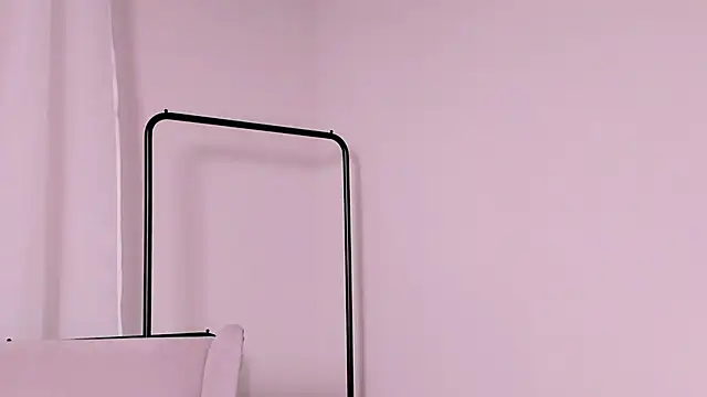 Snapshot of SadeHowen chatting on 04-09-26, 06:25 SadeHowen online show from 04-09-26, 06:25