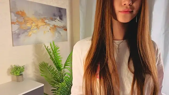 LuraPodraza online show from 04-12-26, 04:10