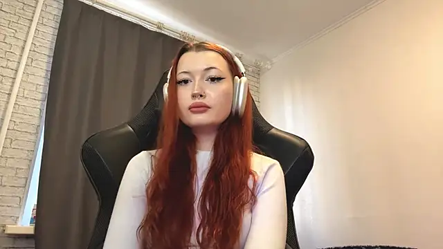 Snapshot of LaurenGoodhart chatting on 04-09-26, 03:07 LaurenGoodhart online show from 04-09-26, 03:07