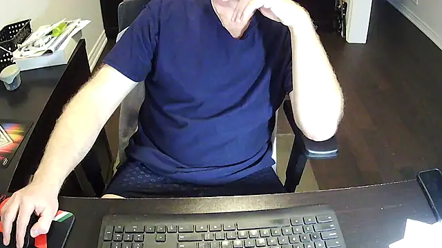 Snapshot of Shalun2000 chatting on 05-13-26, 11:34 Shalun2000 online show from 05-13-26, 11:34