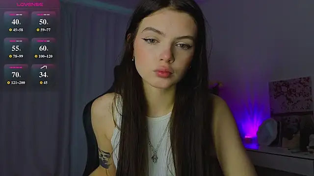 lillly meow  online show from 05-18-26, 04:23