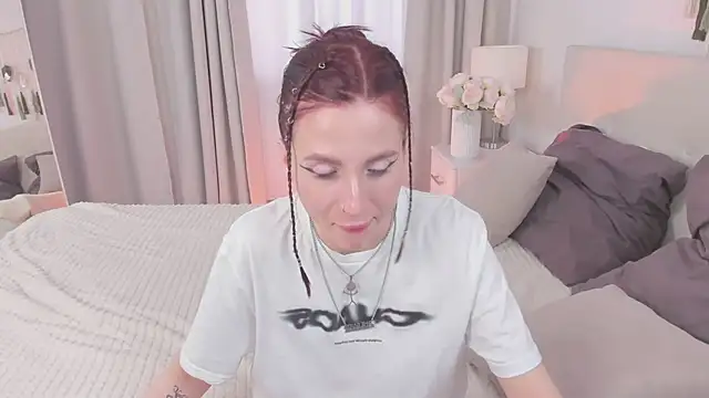 Sonya Miler online show from 05-27-26, 10:33