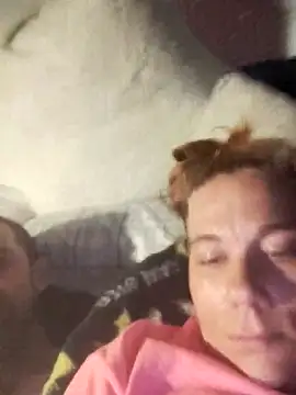 Snapshot of JSfreakycouple chatting on 04-04-26, 12:34 JSfreakycouple online show from 04-04-26, 12:34