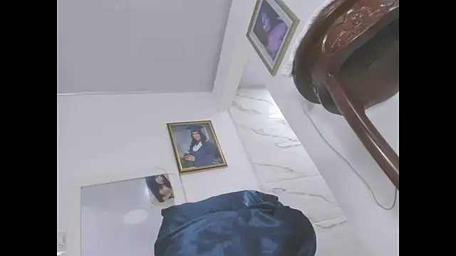 amazing vivi online show from 05-05-26, 03:42