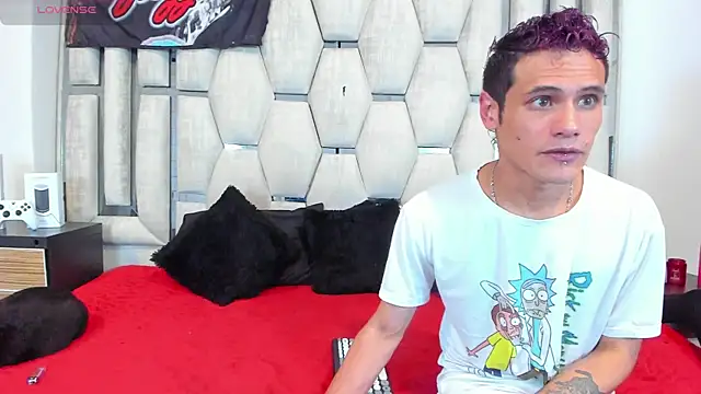karlaandmatt online show from 06-28-26, 01:45