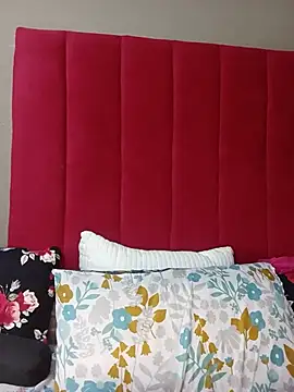 PinkyxGodess online show from 06-18-26, 07:19