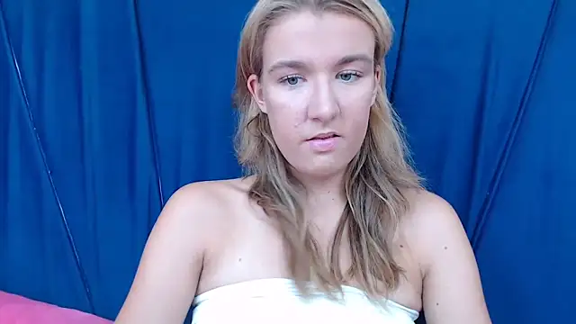 Yennyloves online show from 05-01-26, 01:38
