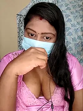 Snapshot of Romantic_Woman chatting on 04-23-26, 03:46 Romantic Woman online show from 04-23-26, 03:46