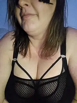 nika-W online show from 04-18-26, 07:51