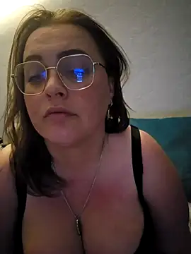 nika-W online show from 05-10-26, 09:27