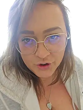 nika-W online show from 04-26-26, 10:01
