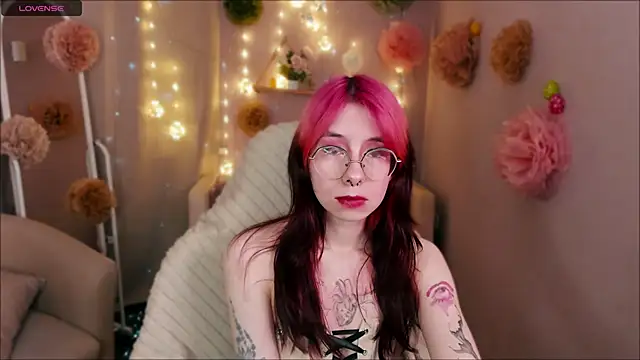Alice Nyx online show from 04-09-26, 08:37