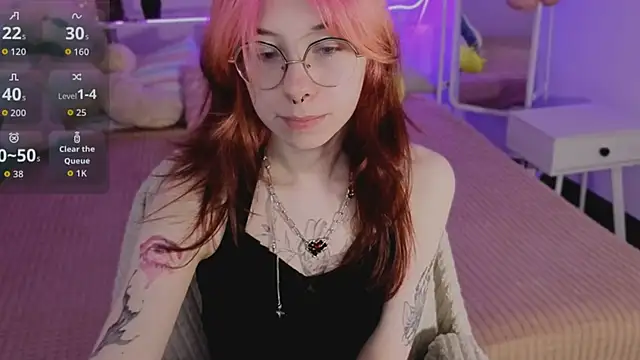 Alice Nyx online show from 05-17-26, 08:53